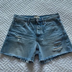 Madewell Relaxed Mid-Length Denim Shorts in Shelton Wash (Size 28)